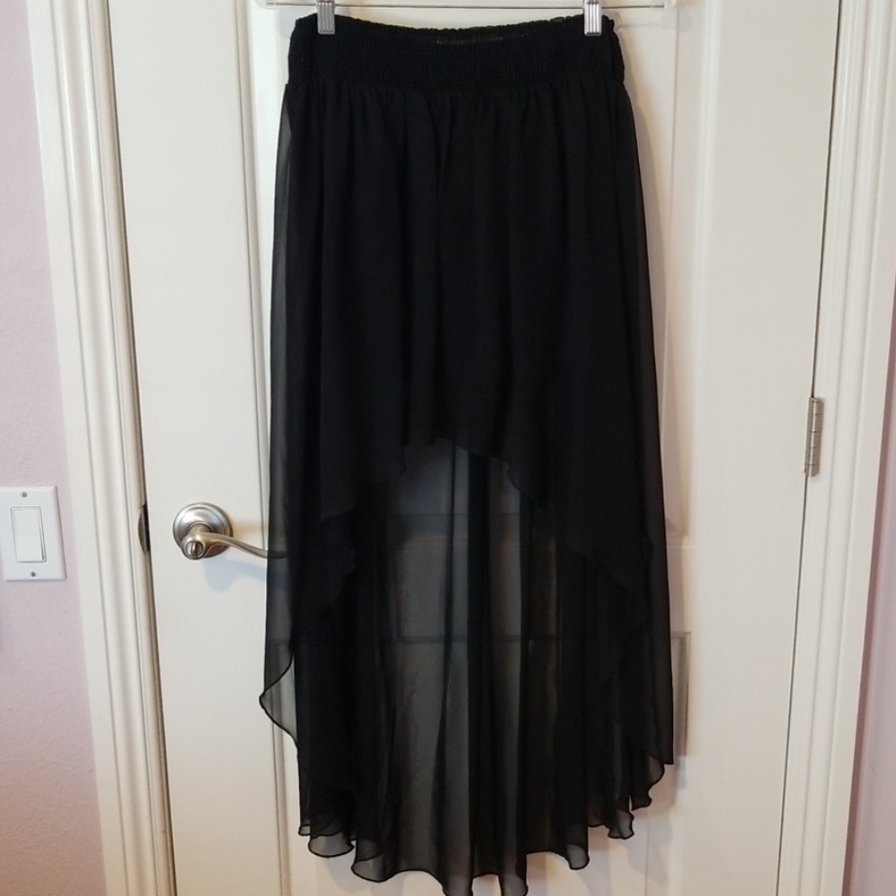 Forever 21 black high low skirt